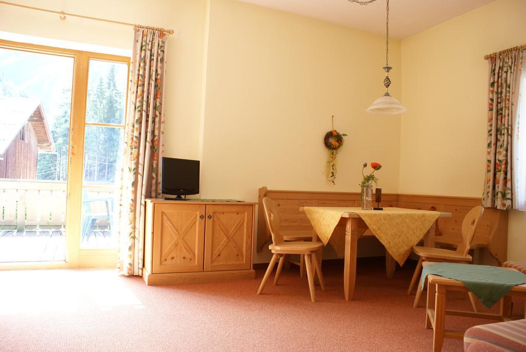 Hotel Zum Goldenen Loewen Biberwier Rom bilde