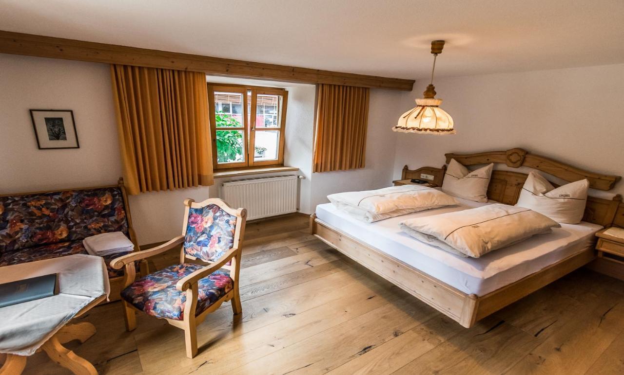 Hotel Zum Goldenen Loewen Biberwier Eksteriør bilde