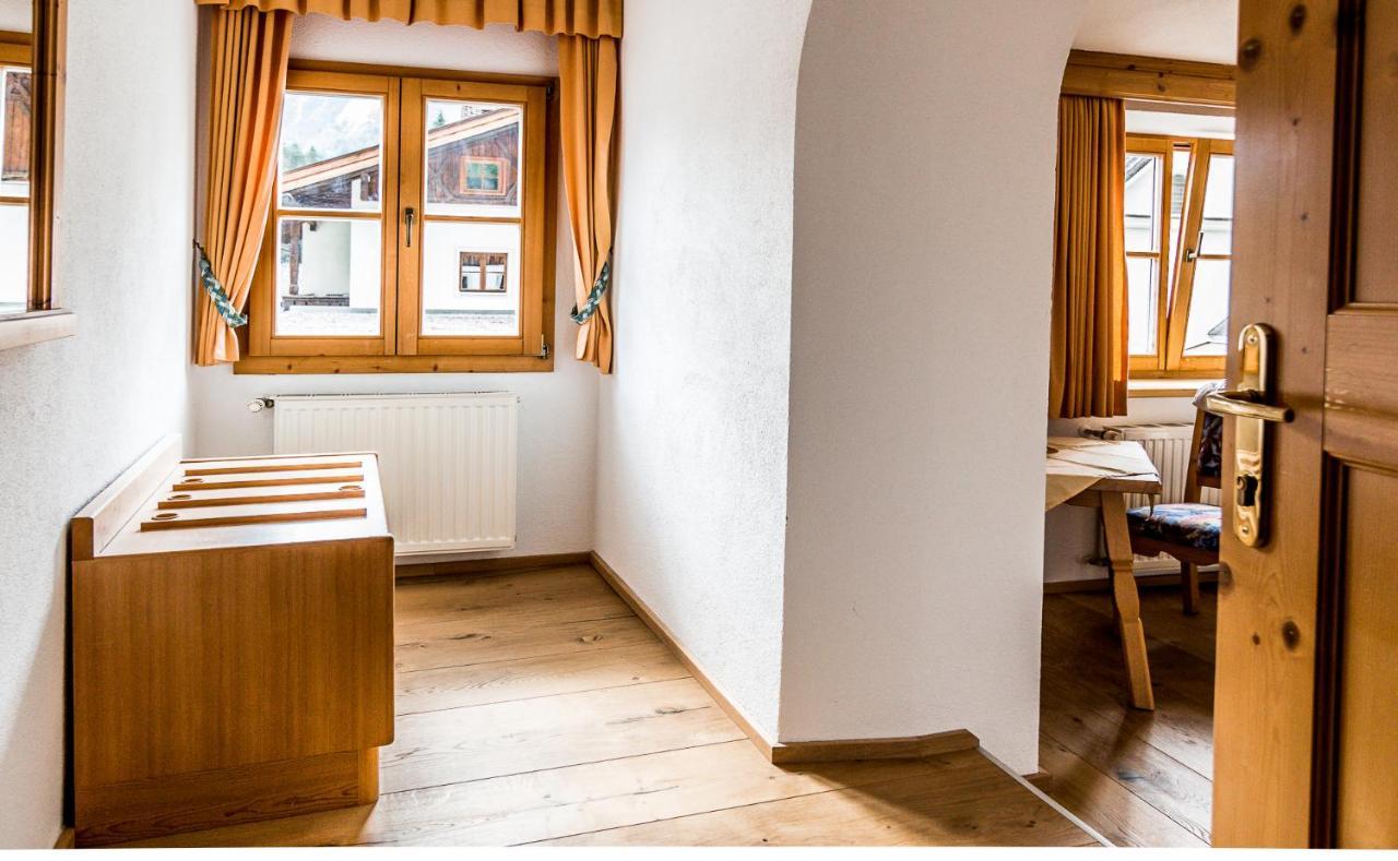 Hotel Zum Goldenen Loewen Biberwier Eksteriør bilde
